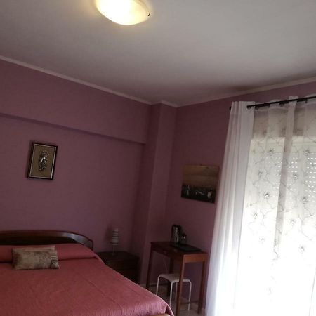B & B Amici Dell'Etna นีโกโลซี ภายนอก รูปภาพ
